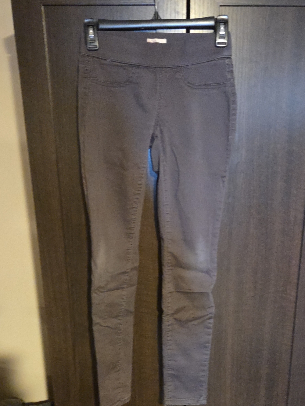 SO Slim Stretch Jeggings in Gray